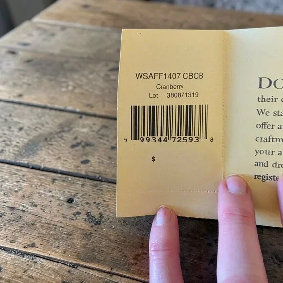 Dooney & Bourke Leather Large Framed Coin Purse Kisslock NWT Cranberry - Picture 10 of 16